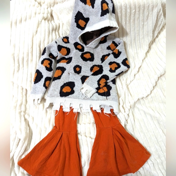 Bell-bottoms with matching sweater - Picture 1 of 1